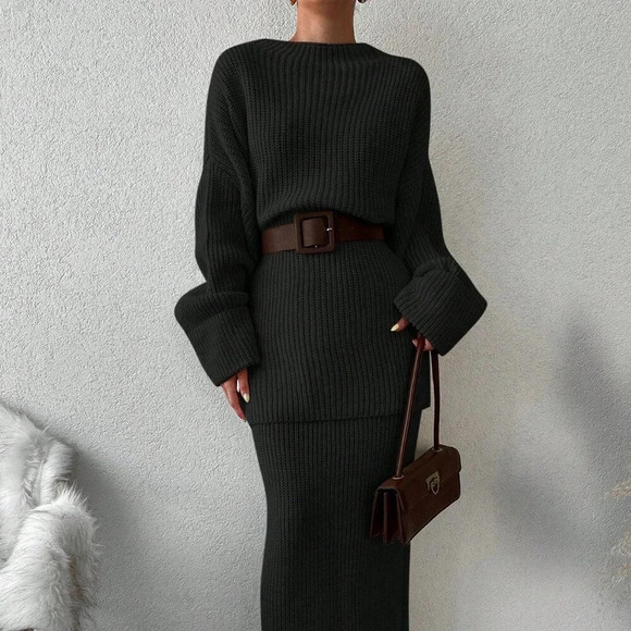 Black Casual Women's Two Piece Sweater Set - Picture 1 of 6